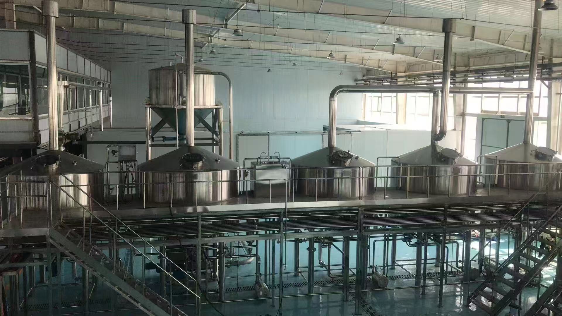 洛宁精酿啤酒设备厂—精酿啤酒设备主要生产工艺与核心技术