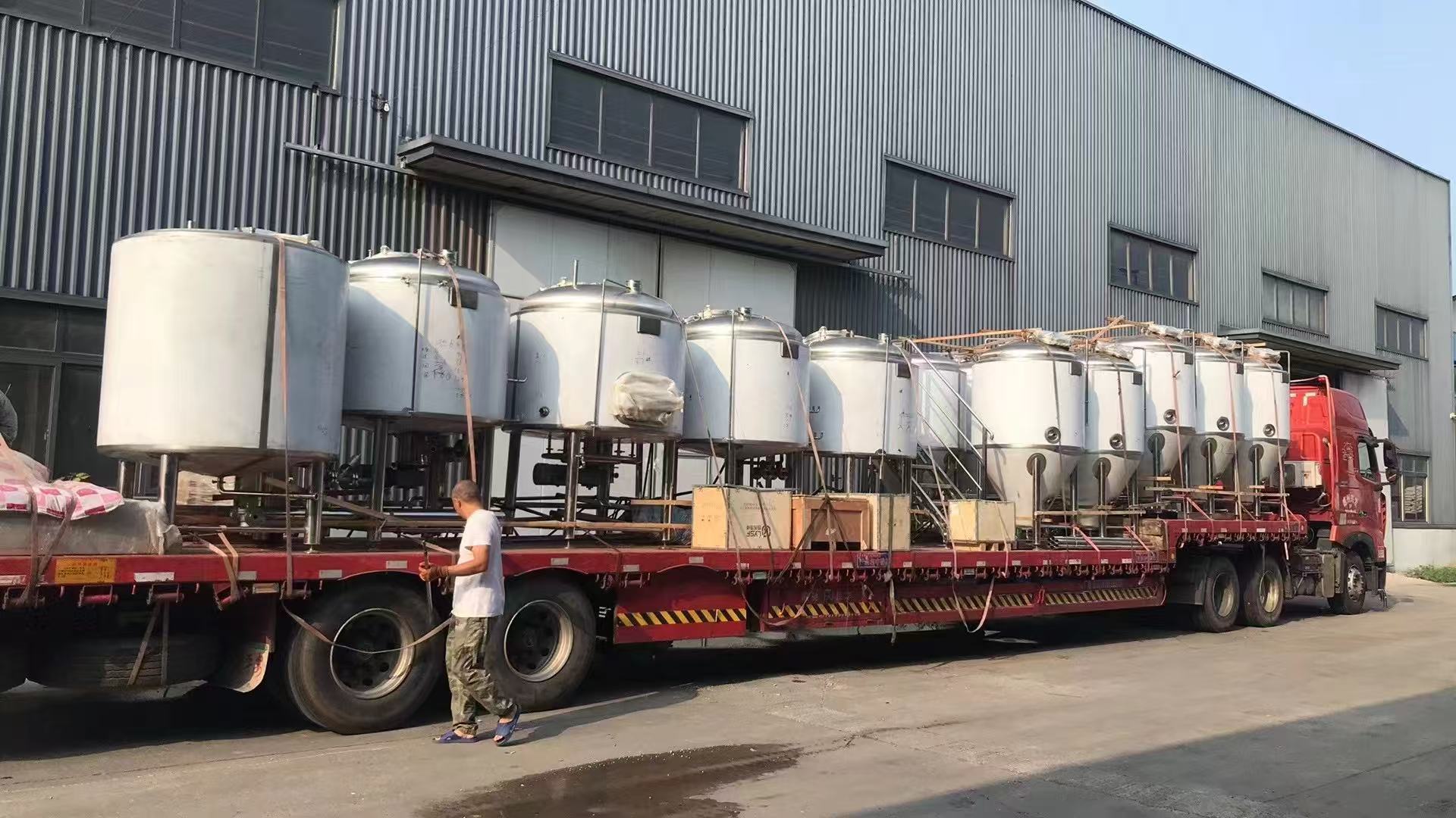 洛宁精酿啤酒设备厂—精酿啤酒设备制造:传承工艺与创新科技的交融